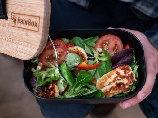 bambox bamboo lunch box 1.1L black black strap with food