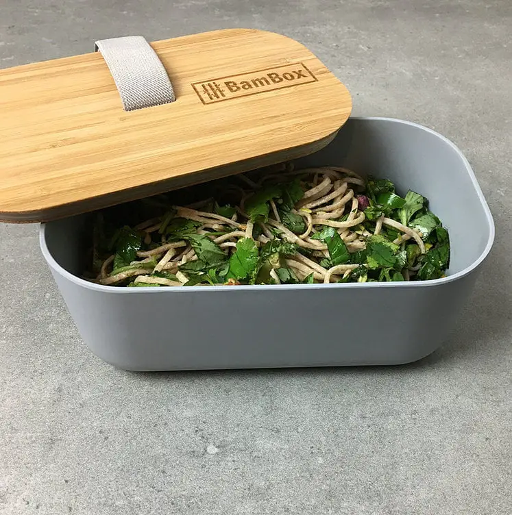 https://www.greenerlyfe.com/wp-content/uploads/2021/07/bambox-bamboo-lunch-box-1-1L-grey-grey-strap-with-food.jpg