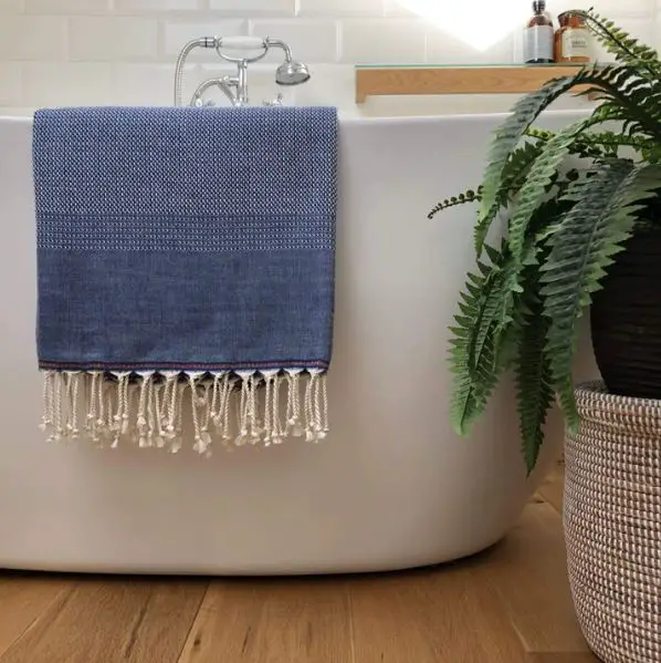 lukslinen bath towel