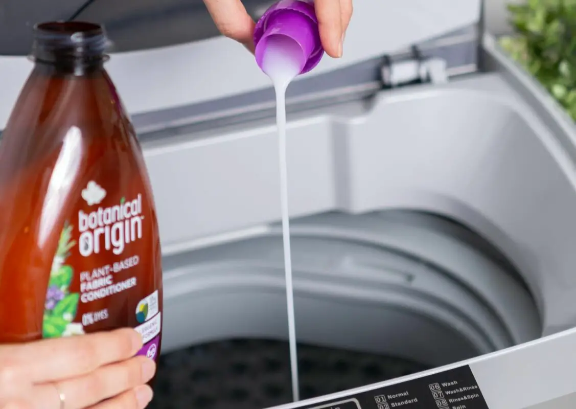 laundry liquid detergent top loader washing machine